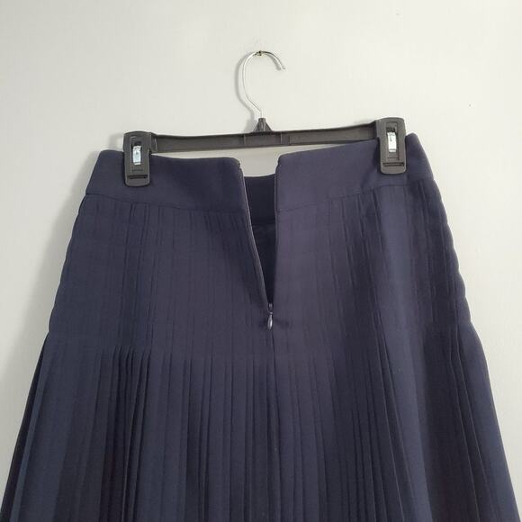 J. Crew Factory Navy Blue Mini Pleated Skirt Size 2 - Picture 4 of 10